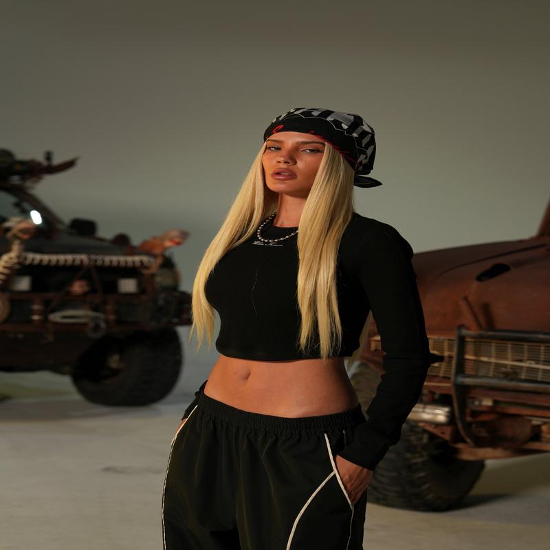 Conquer Cropped Thermal LS in Black