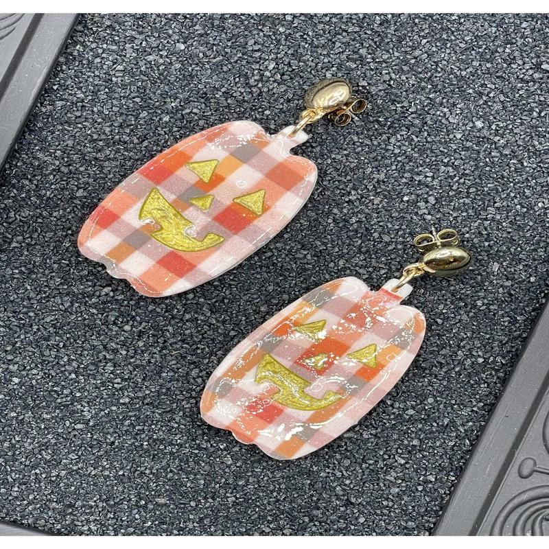 Salem Plaid Pumpkin Dangle Earrings