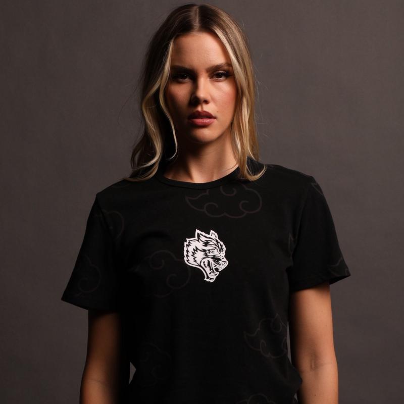 Floating "Timeless" Tee in Black