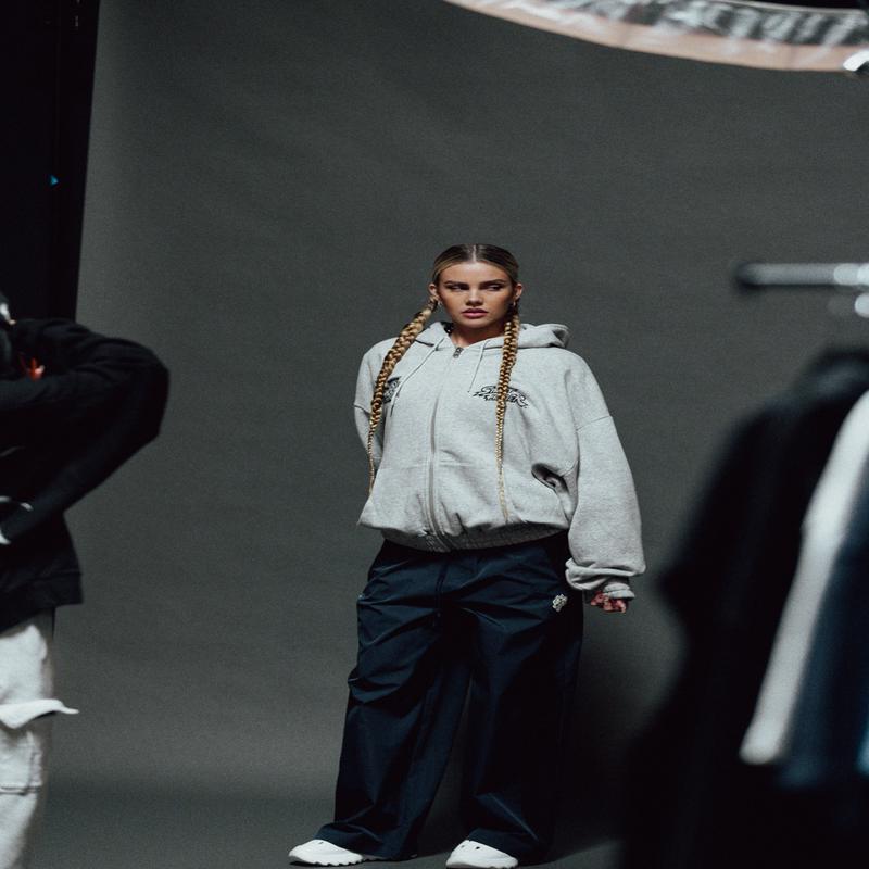 Final Boss "Chambers" Zip Hoodie in Light Athletic Gray