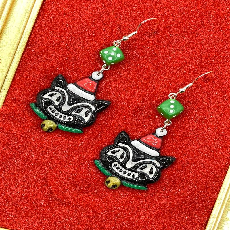 Retro Santa Cat Dangle Earrings
