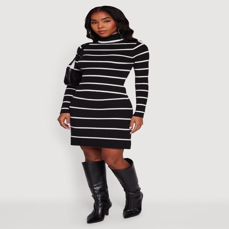 Knitted Striped Pencil Skirt