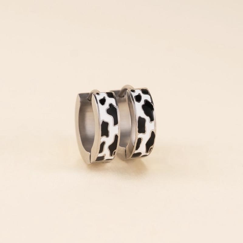 Cow-print Chunky Huggie Hoop Earrings