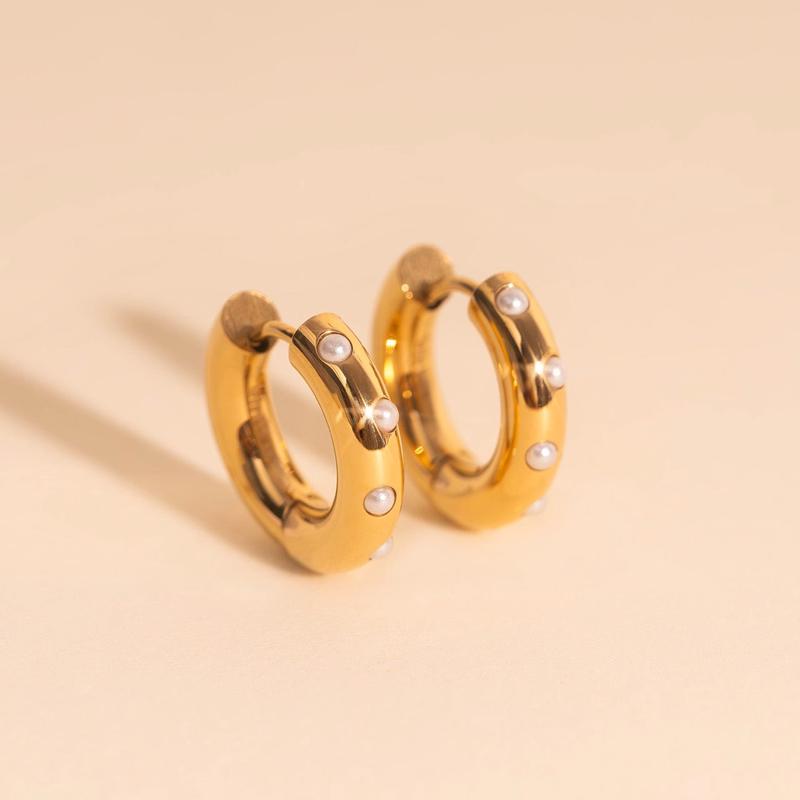 Pearl Chunky Rounded Huggie Hoop Earrings