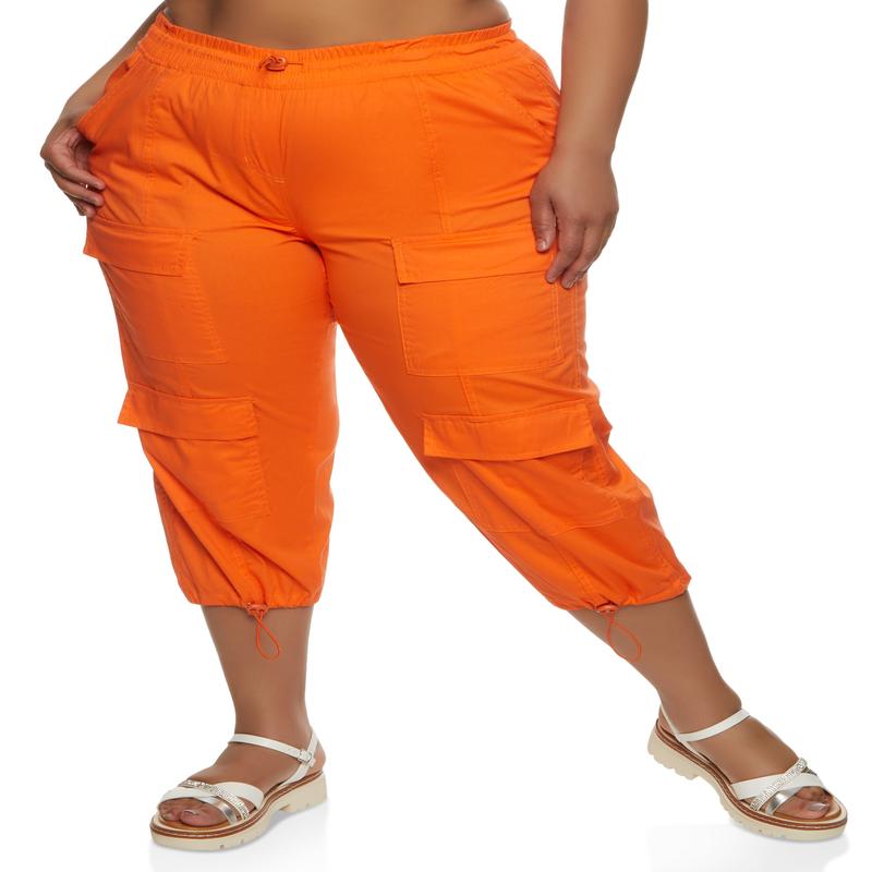 Plus Size Poplin Drawstring Capri Pants