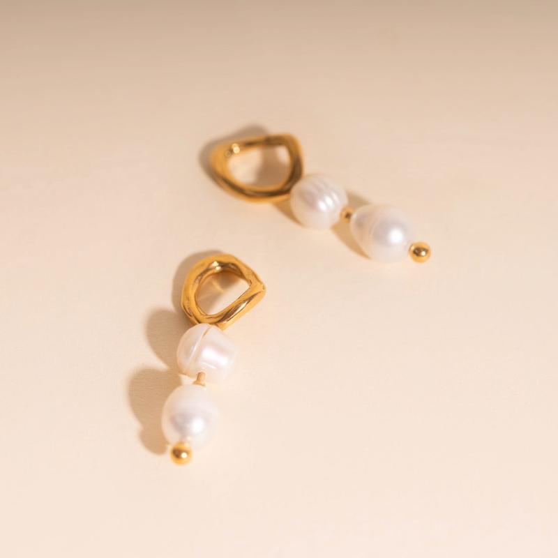 Ripple Pearl Huggie Hoop Charms