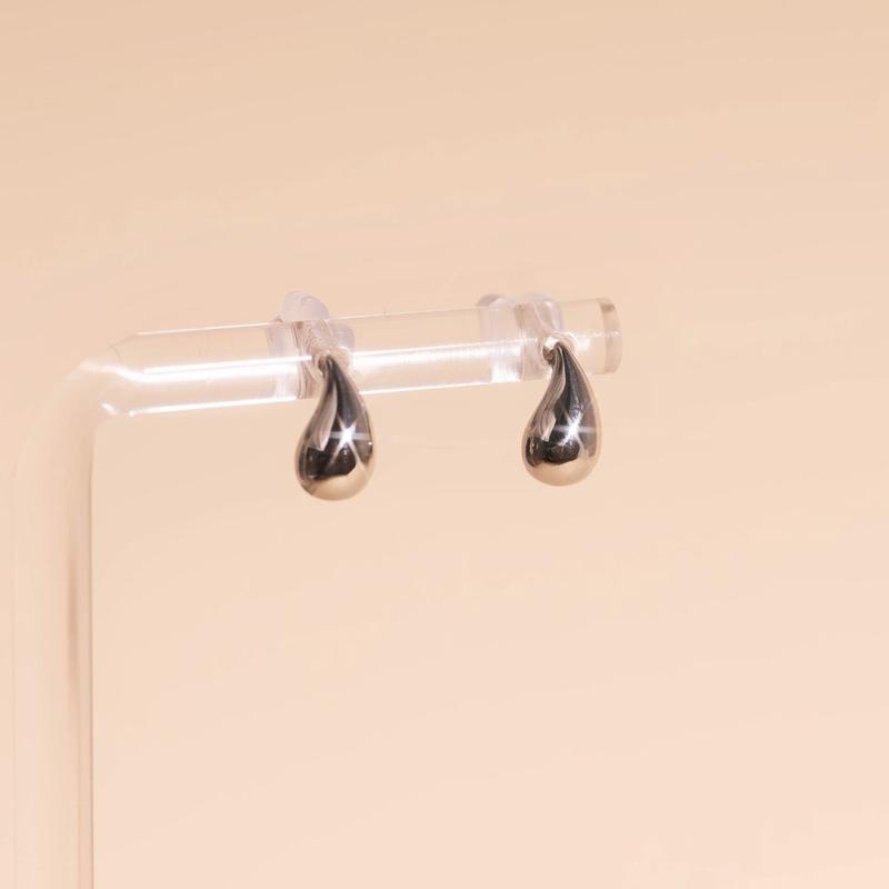 Droplet Stud Earrings