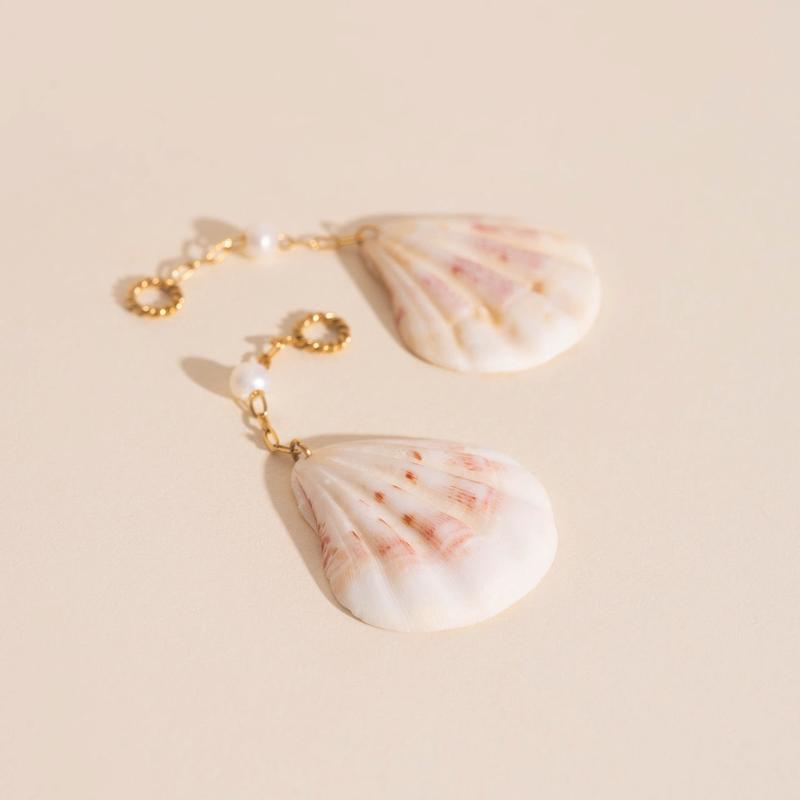 Jumbo Seashell Dangle Huggie Hoop Charms