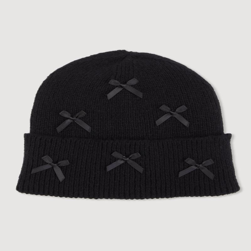 Bow Detail Cuff Beanie