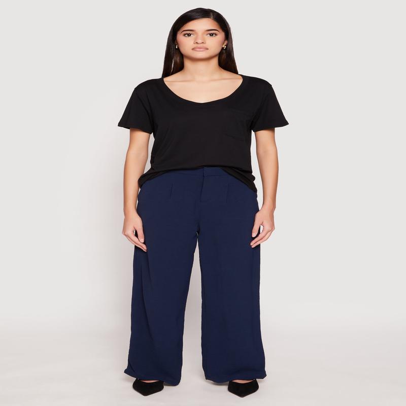 Scoop Neck Pocket T Shirt