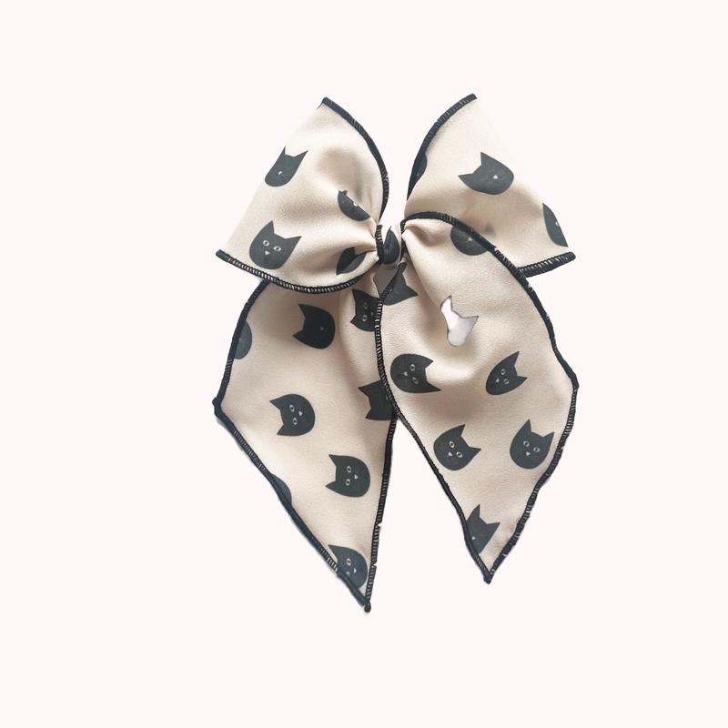 Black Cats on Cream Elle Bow