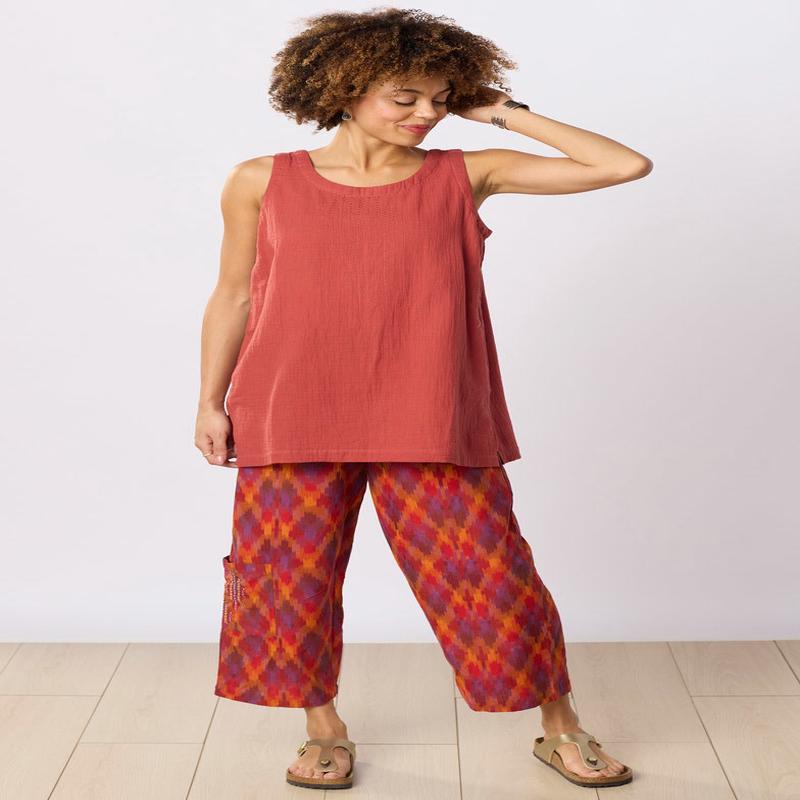 Kesari Ikat Pull-On Cargo Crop Pant - Fire red/Multi