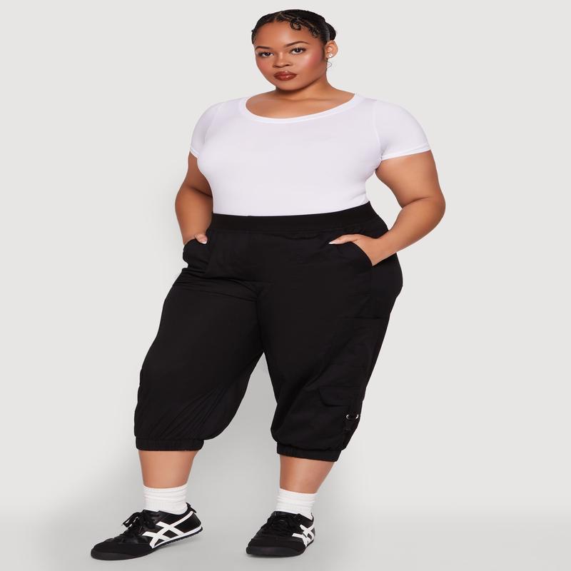 Plus Size Poplin D Ring Cargo Pocket Capri Pants
