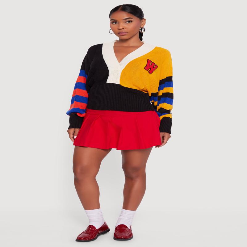 Color Blocked Striped W Patch Graphic Sweater