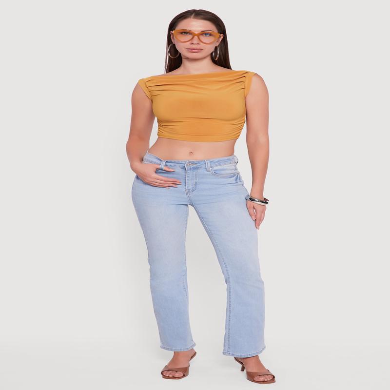 Chic Sleeveless Pleated Blouse