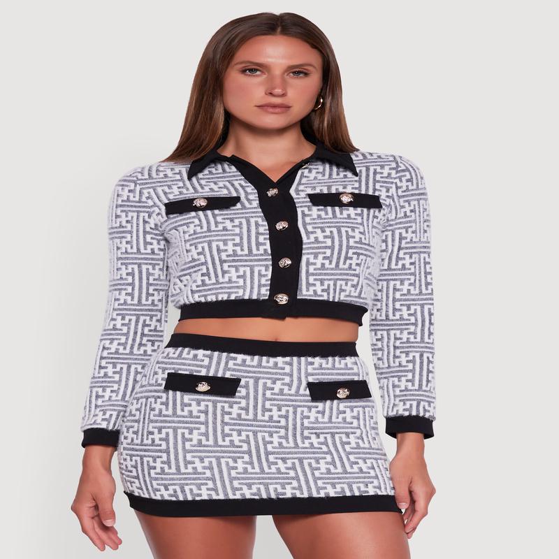Geometric Print Button Front Cropped Cardigan