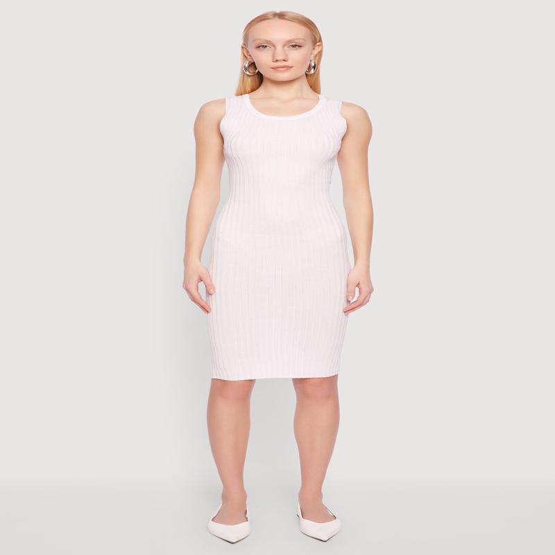 Ribbed Knit Scoop Neck Midi Dress