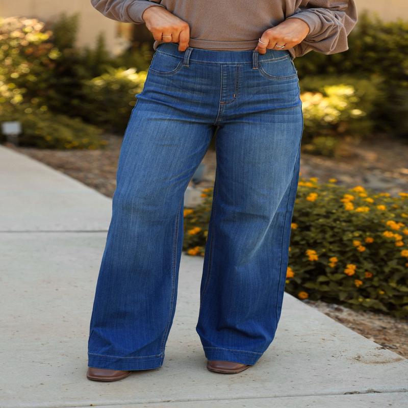 Medium Wash High Rise Pull-On Wide Leg Jeans