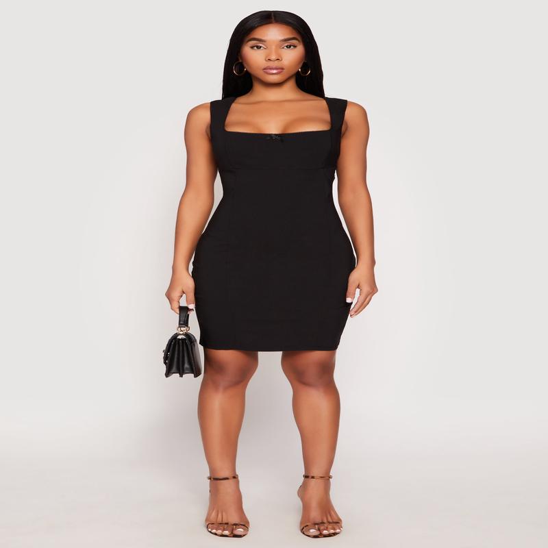 Crepe Knit Scalloped Trim Dress