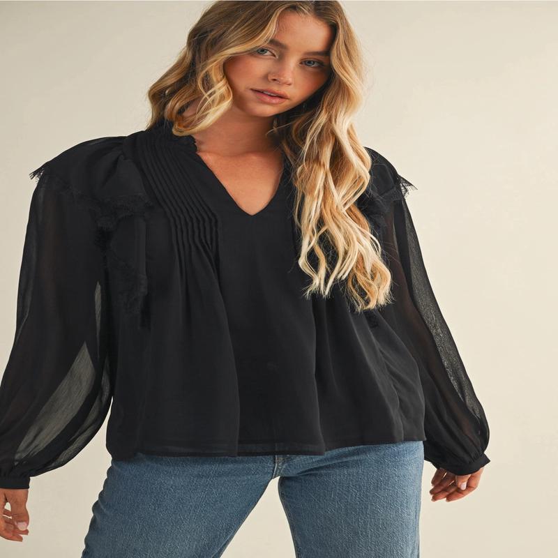 Love & Revenge Ruffle Lace Top