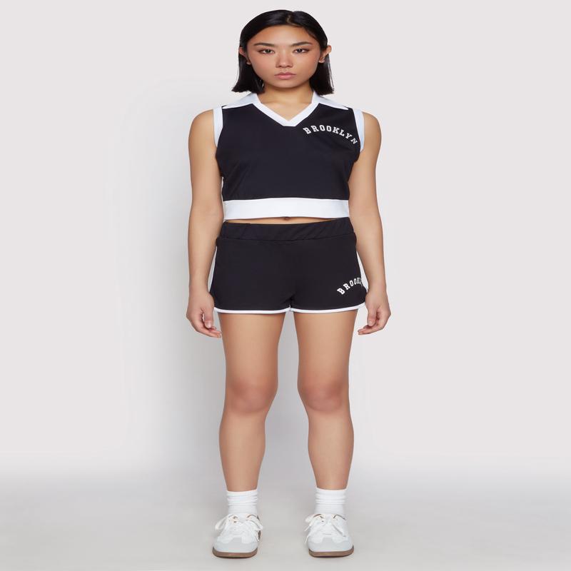 Brooklyn Sleeveless Johnny Collar Top